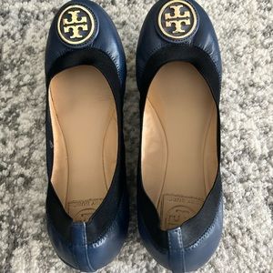 Tory Burch ballet flat in navy
